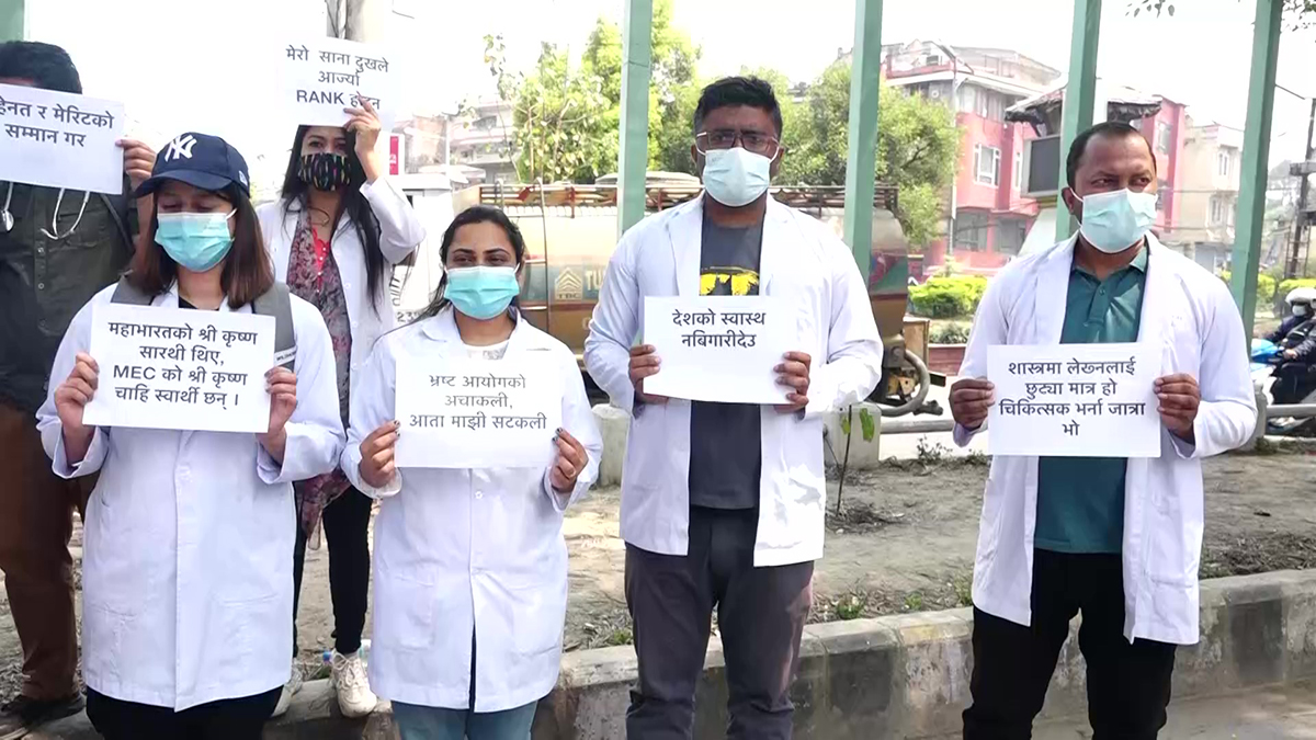 doctor pardasan_Moment fdhbate1681719986.jpg